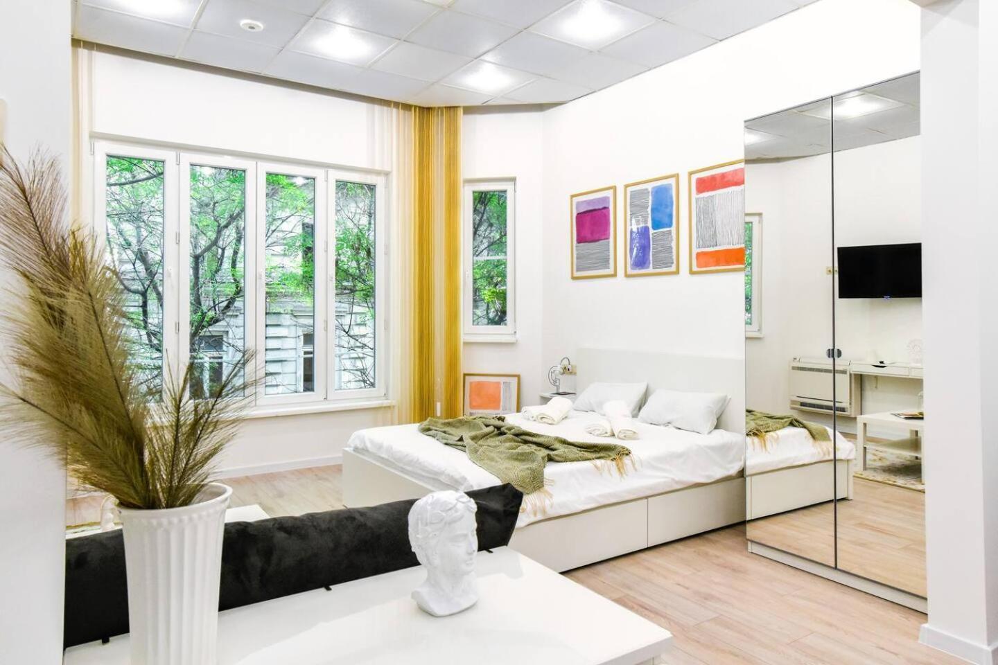 Duplex Condo Prime Location 2Bth 2 Studios Sofya Dış mekan fotoğraf