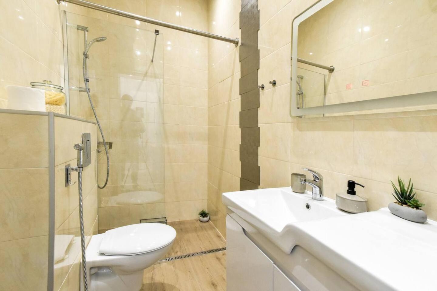 Duplex Condo Prime Location 2Bth 2 Studios Sofya Dış mekan fotoğraf