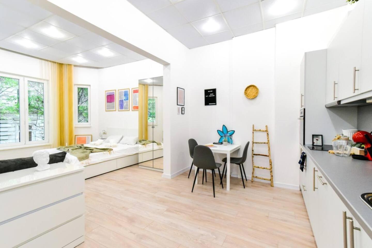 Duplex Condo Prime Location 2Bth 2 Studios Sofya Dış mekan fotoğraf